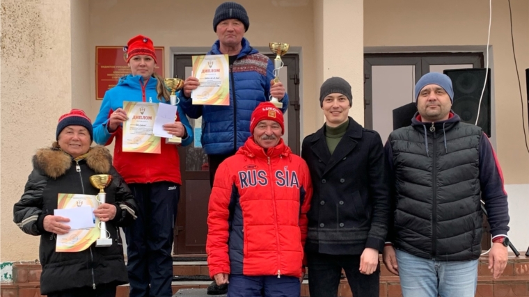 Первенство Чувашской Республики по лыжным гонкам среди ДЮСШ/СШ завершилось эстафетными гонками